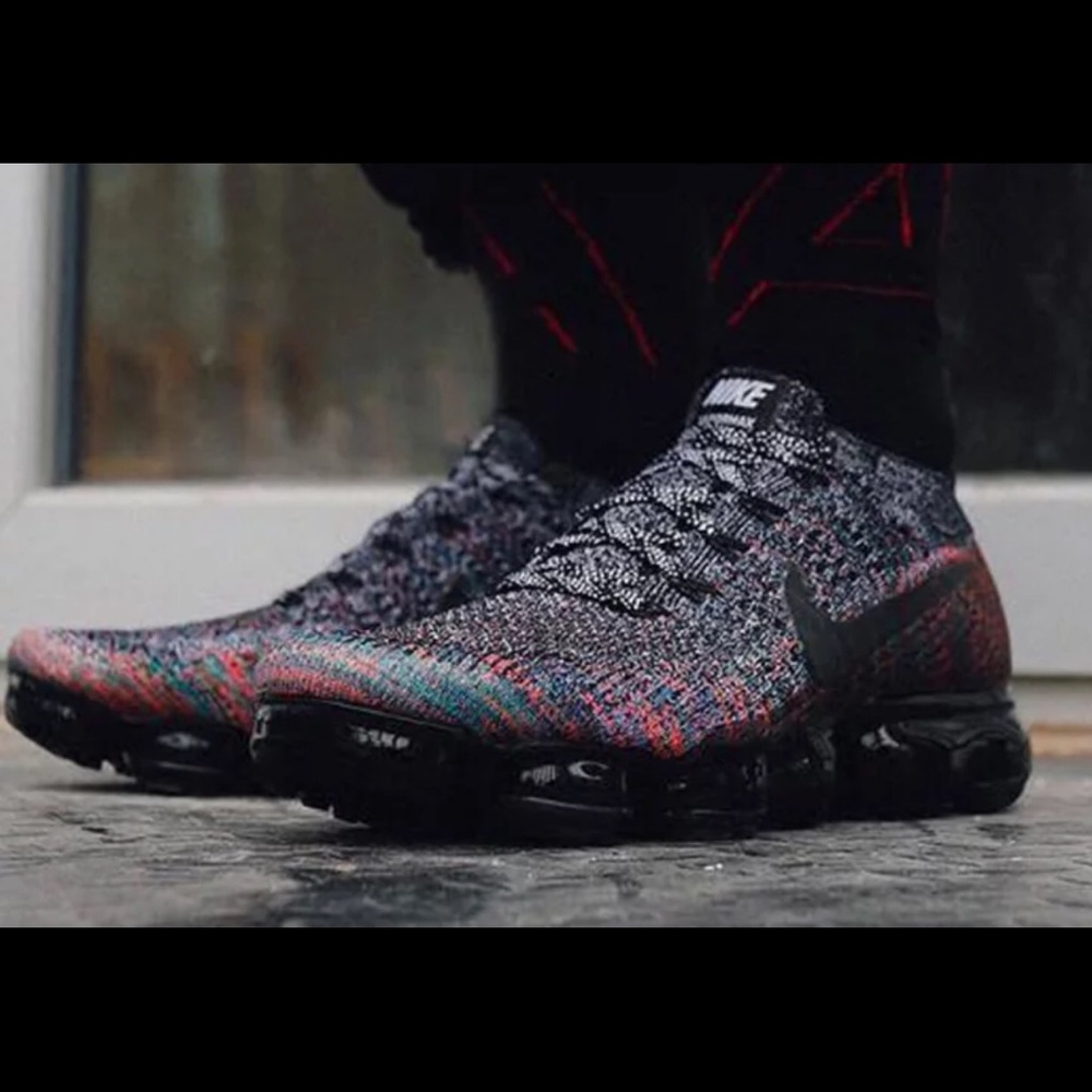 Men’s running shoes